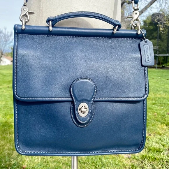 Coach Willis bag in royal blue with nickel hardware - Picture 4 of 15